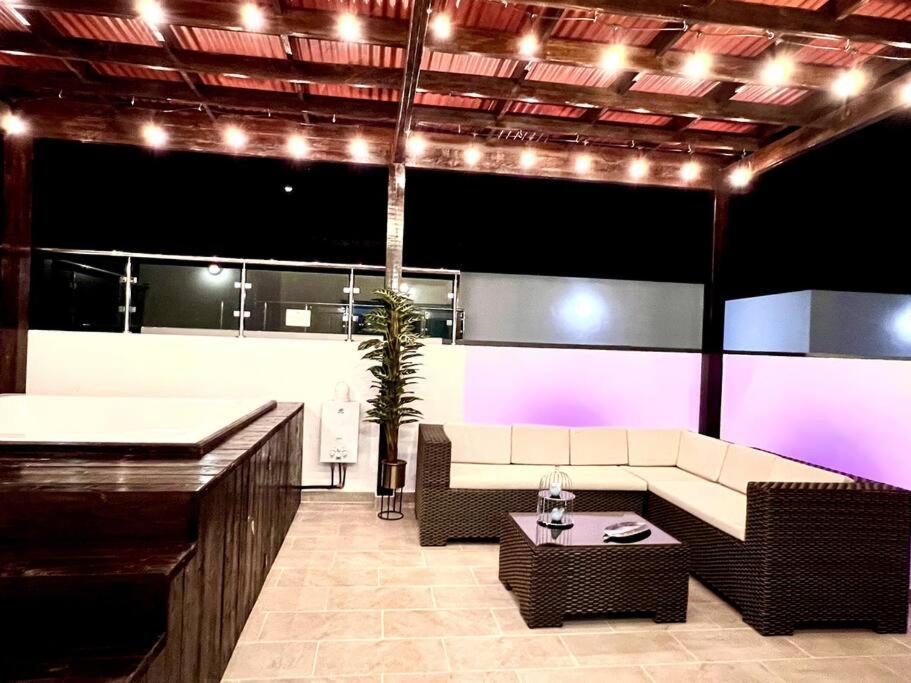 Ferienwohnung Outstanding Pent House W/Jacuzzi Santiago De Los Caballeros Exterior foto