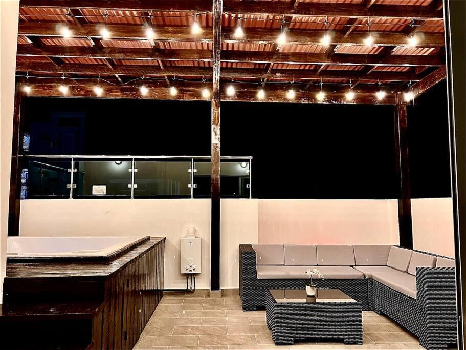 Ferienwohnung Outstanding Pent House W/Jacuzzi Santiago De Los Caballeros Exterior foto
