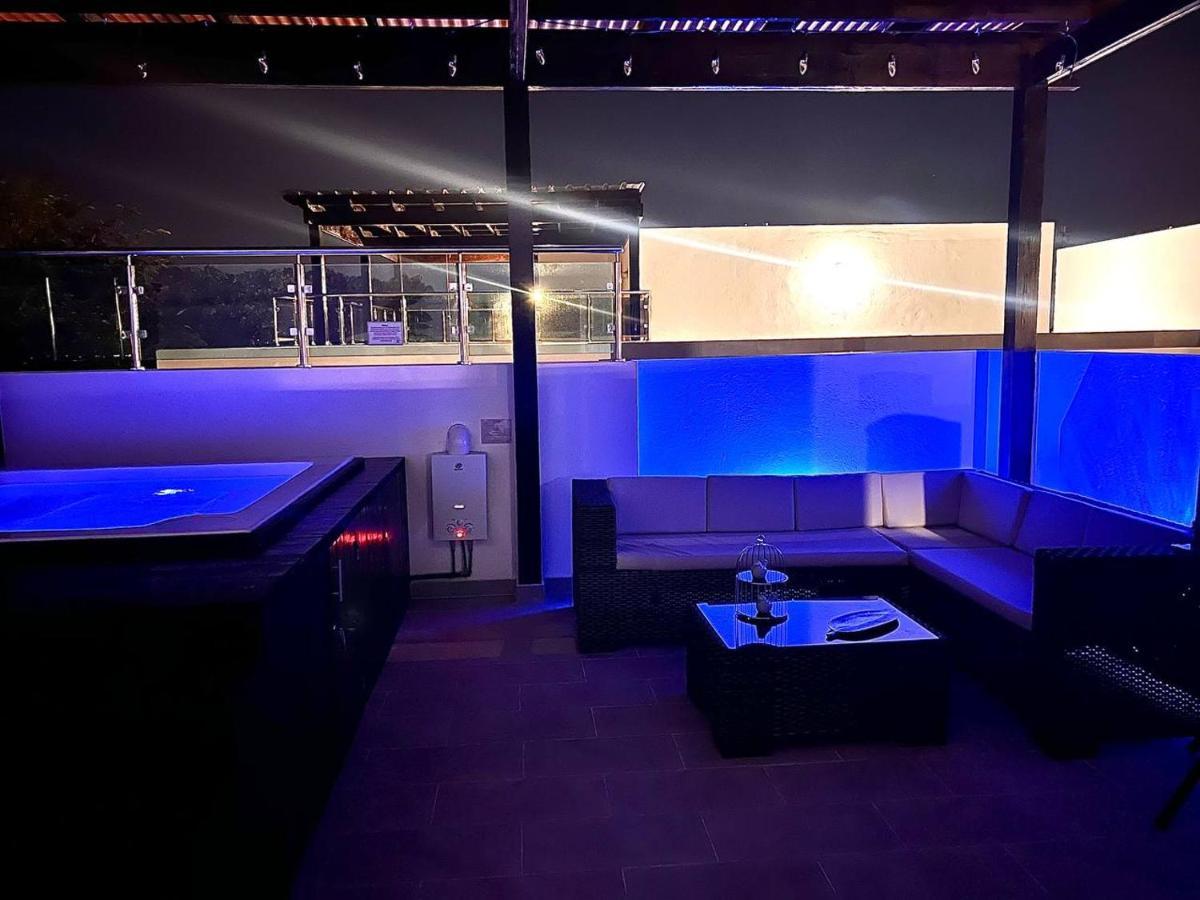 Ferienwohnung Outstanding Pent House W/Jacuzzi Santiago De Los Caballeros Exterior foto